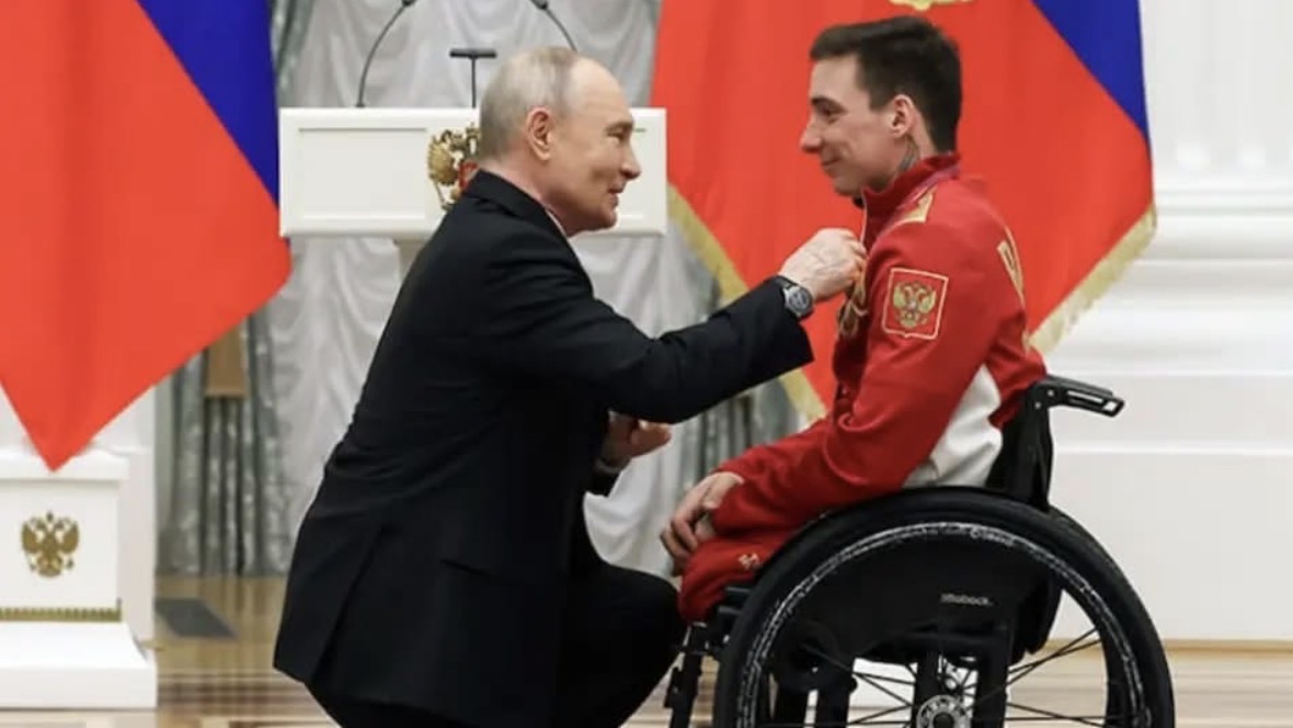Putin paraolipijac.jpeg