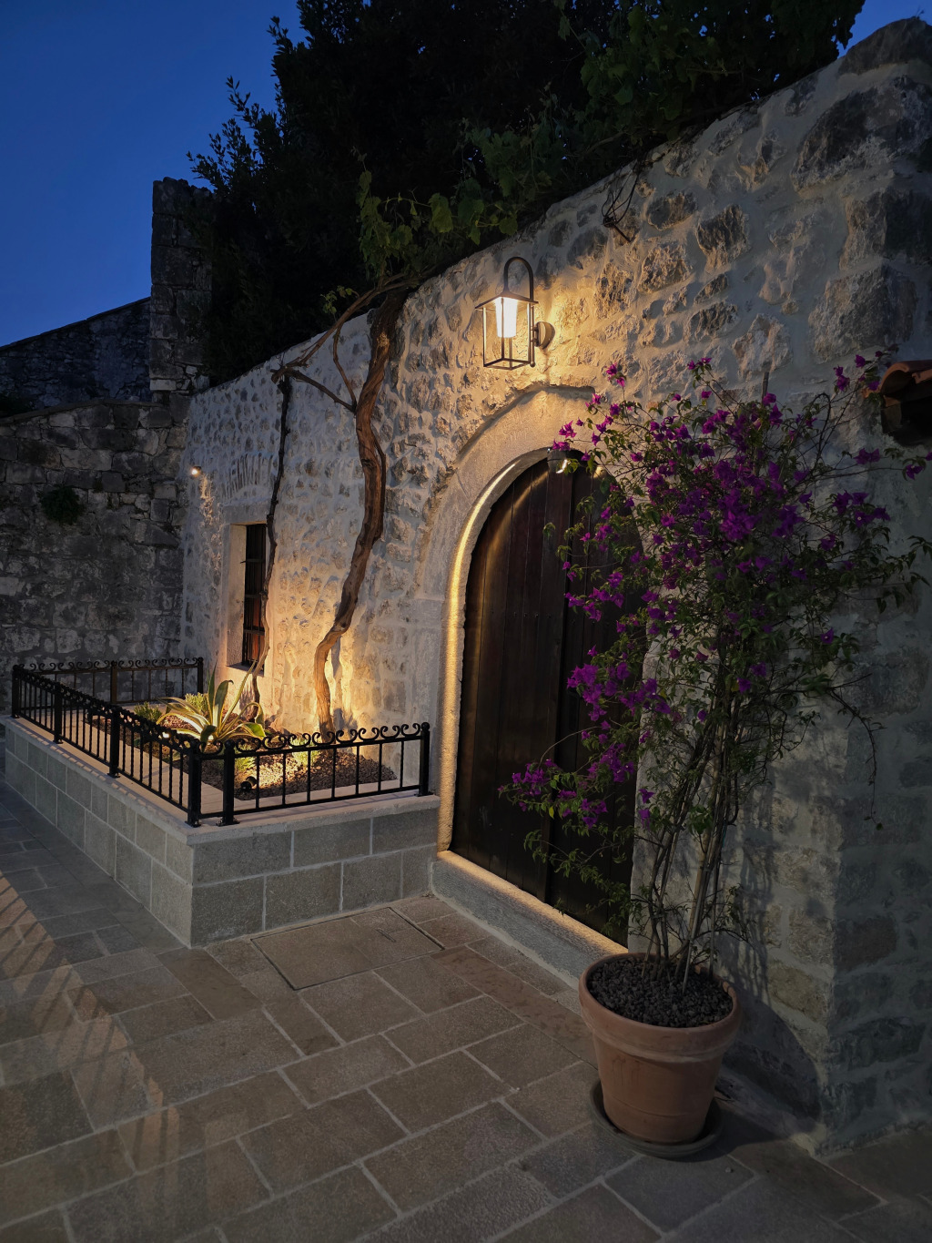 Andjelkina kapija trebinje3.jpg