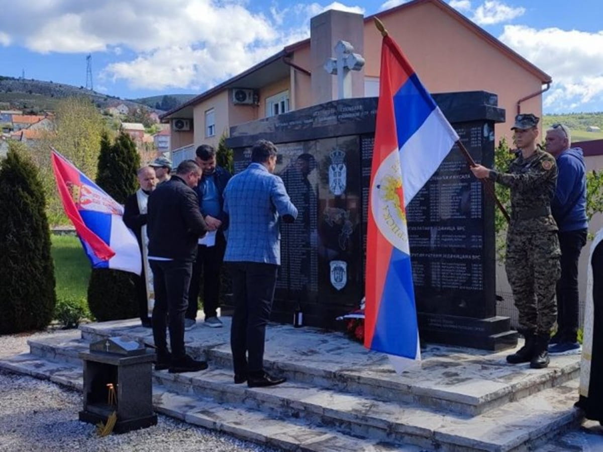 Borci spomen.jpeg