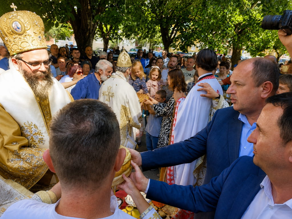 Crkva tini slava2.jpg