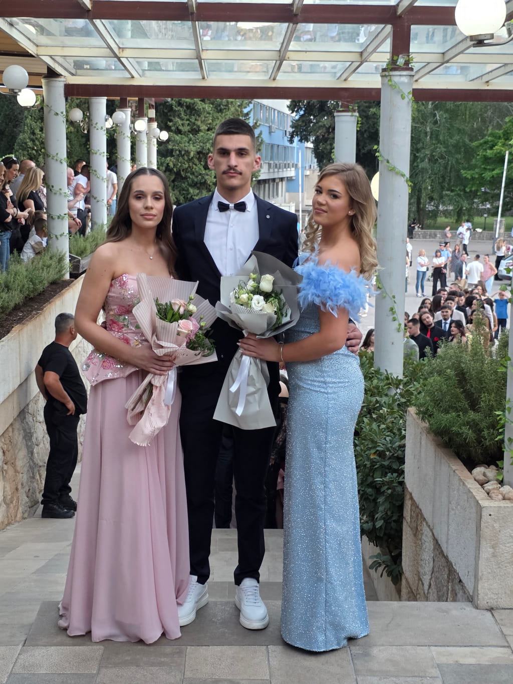 Matursko vece gimnazija jovan ducic trebinje 20265.jpg