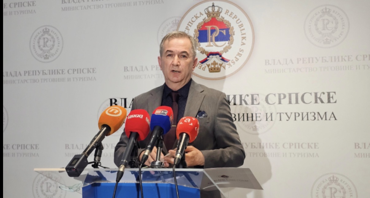 Ministar pupovac.jpeg
