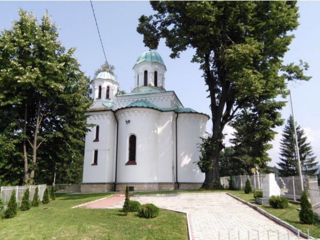 Tuzla hram3.jpeg
