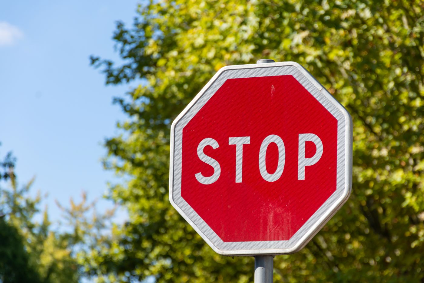stop-1756373588.jpg