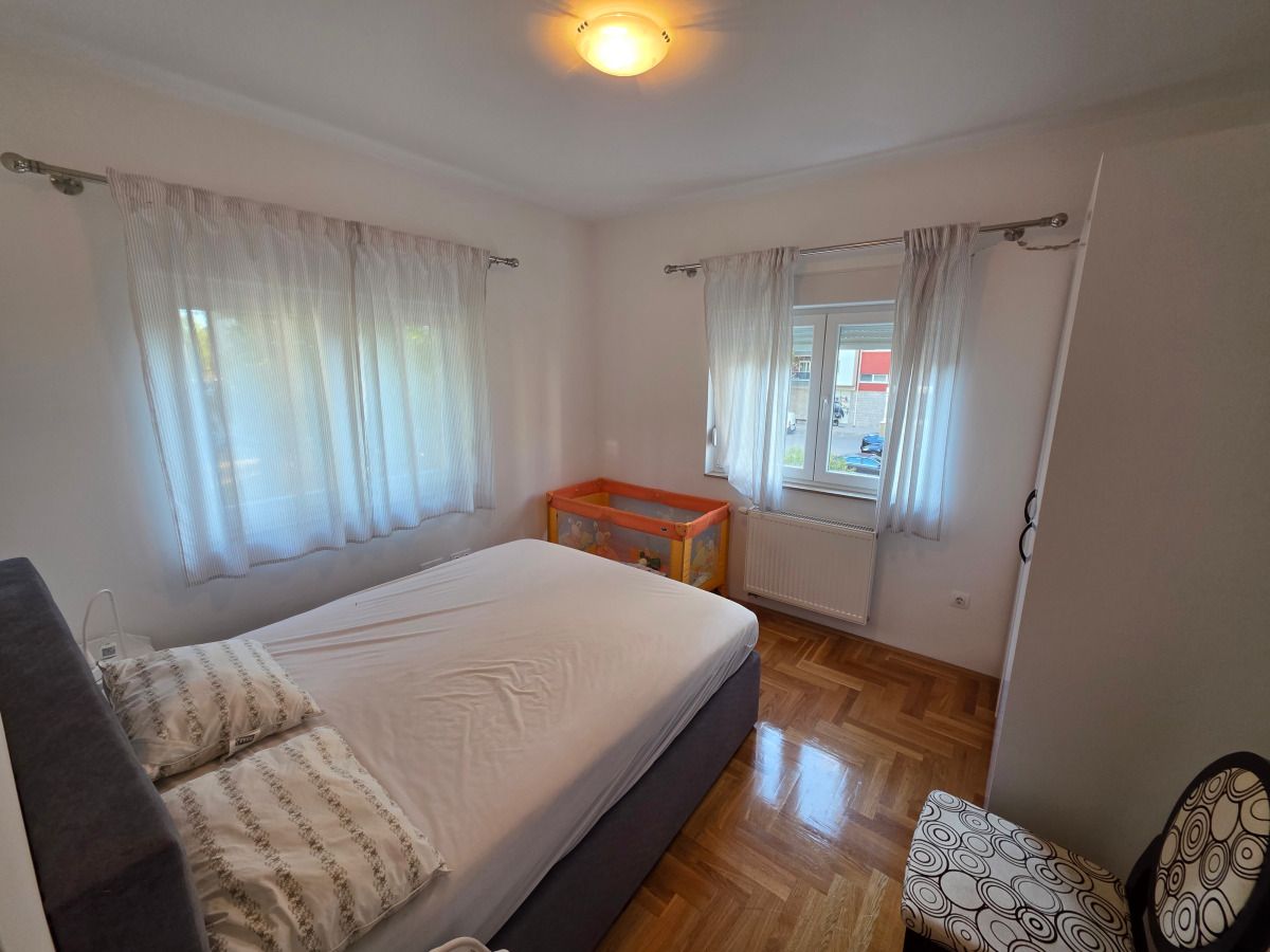 Iznajmljivanje trosoban stan trebinje luc8.jpg