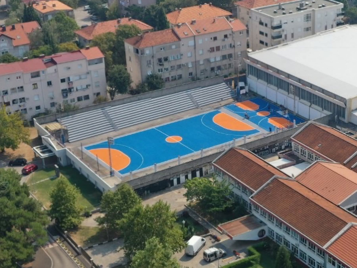 Stadion bregovi.jpg