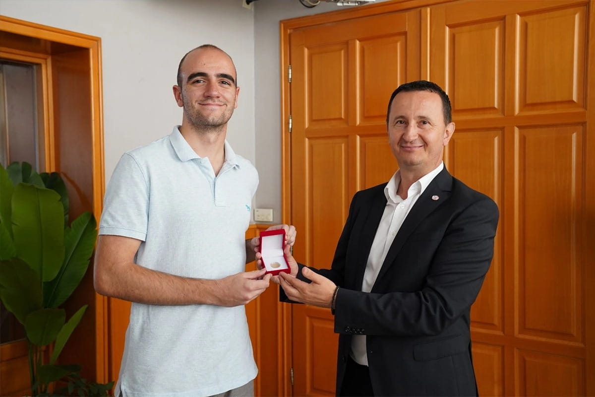 Vuk jankovic mirko curic zlatnik.jpg