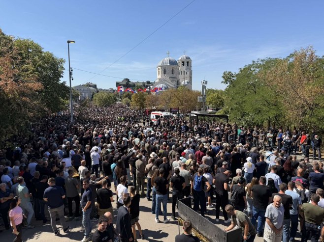 ratko mladic opijelo beograd1.jpg