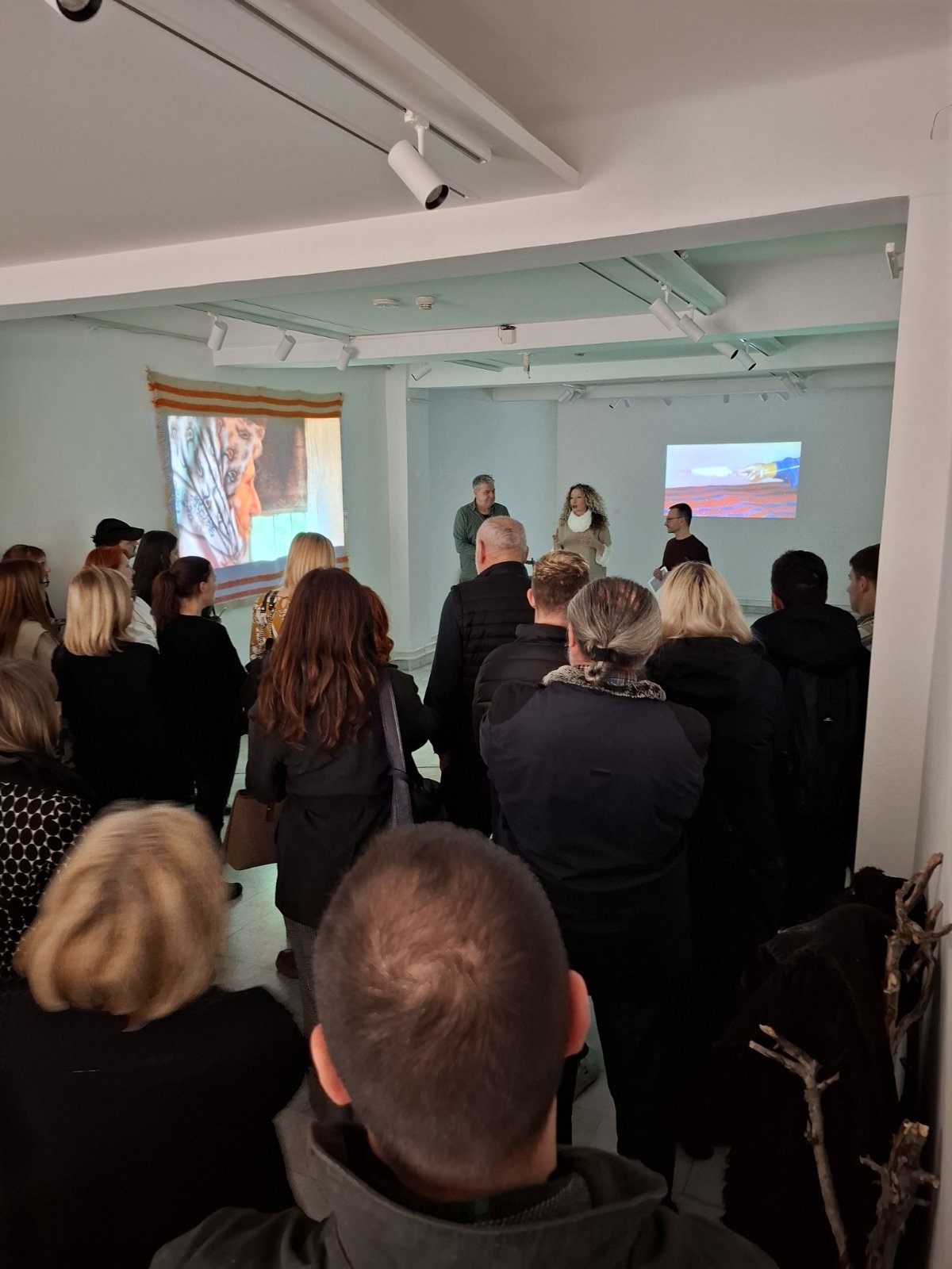 Izlozba lizdek beograd3.jpg