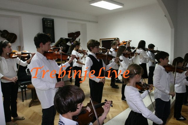 novogodisnji koncert muzicke skole 