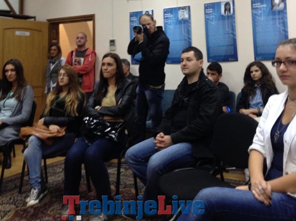 izlozba stipendista III ciklusa studija