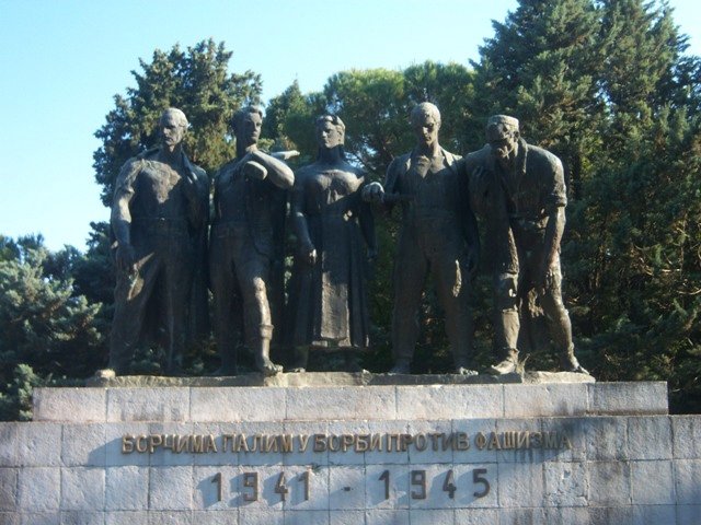 spomenik borcima palim protiv fasizma trebinje